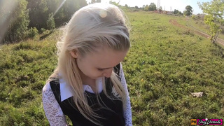 Водила остановился выебать молодую девченку которая идет после учебы